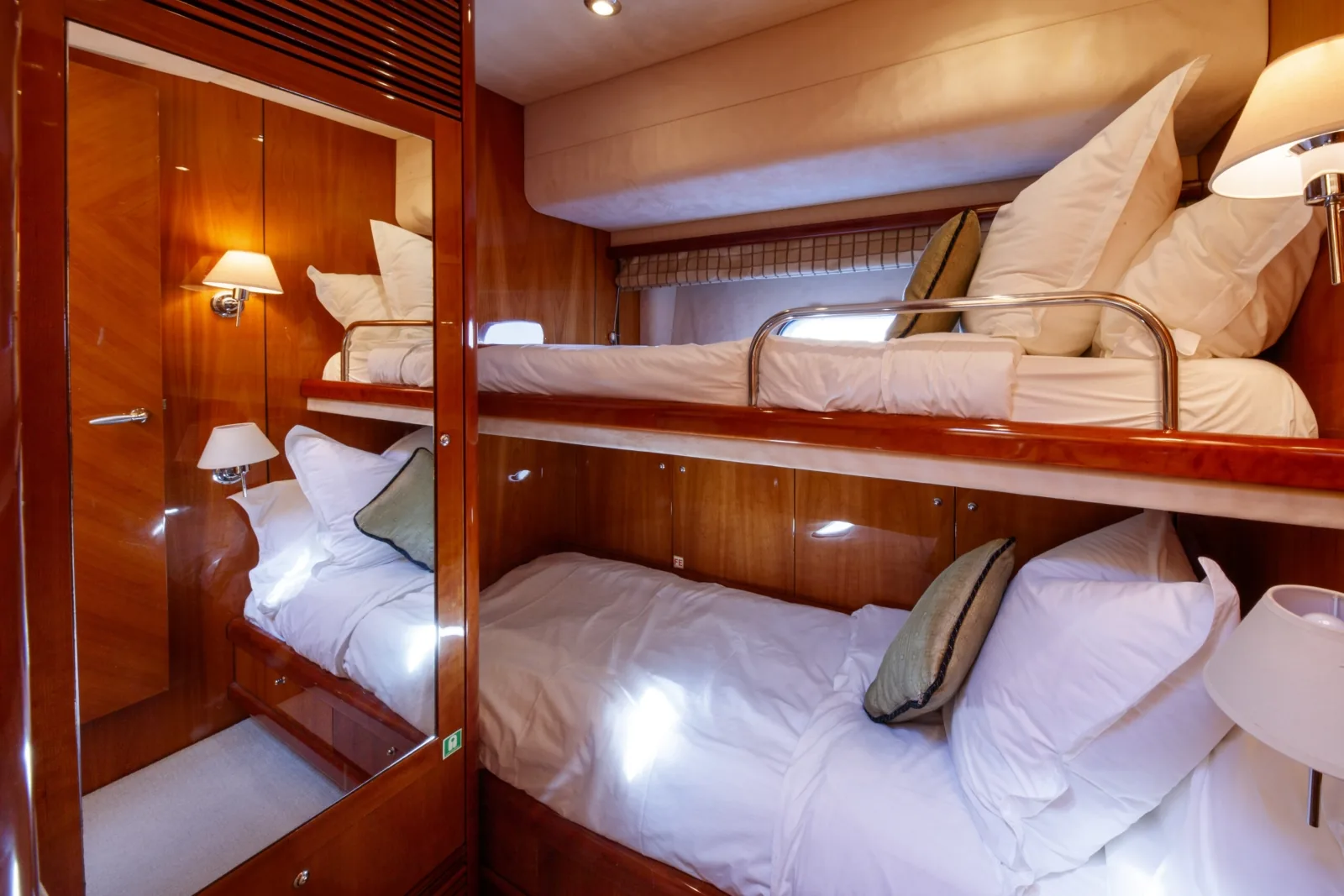 LADY YOUSRA - photo 33 yacht charter Monaco