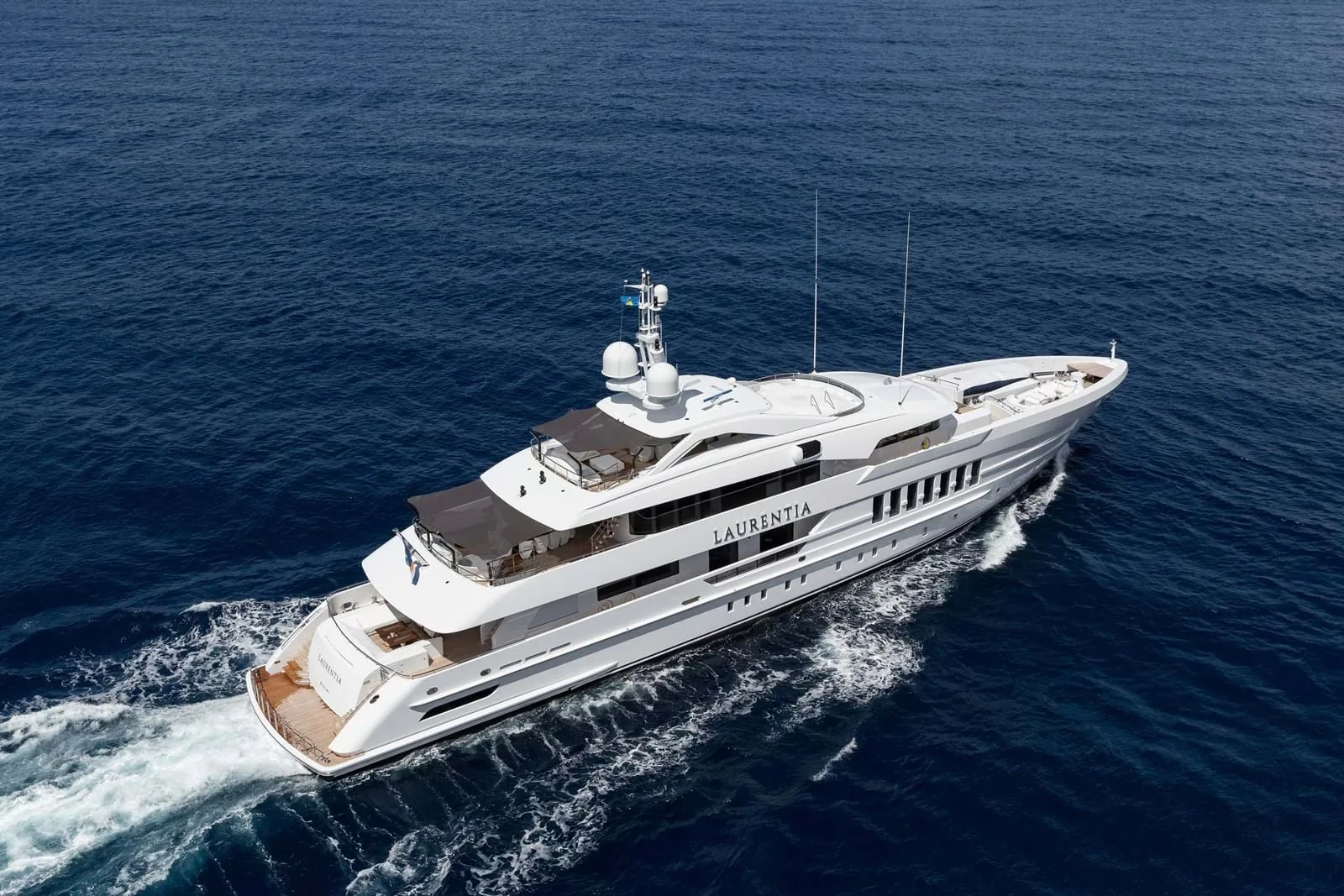 LAURENTIA - photo 8 yacht charter Monaco
