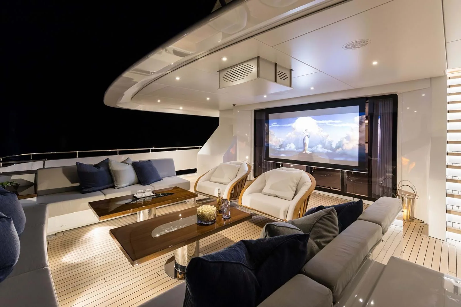 LAURENTIA - photo 18 yacht charter Monaco
