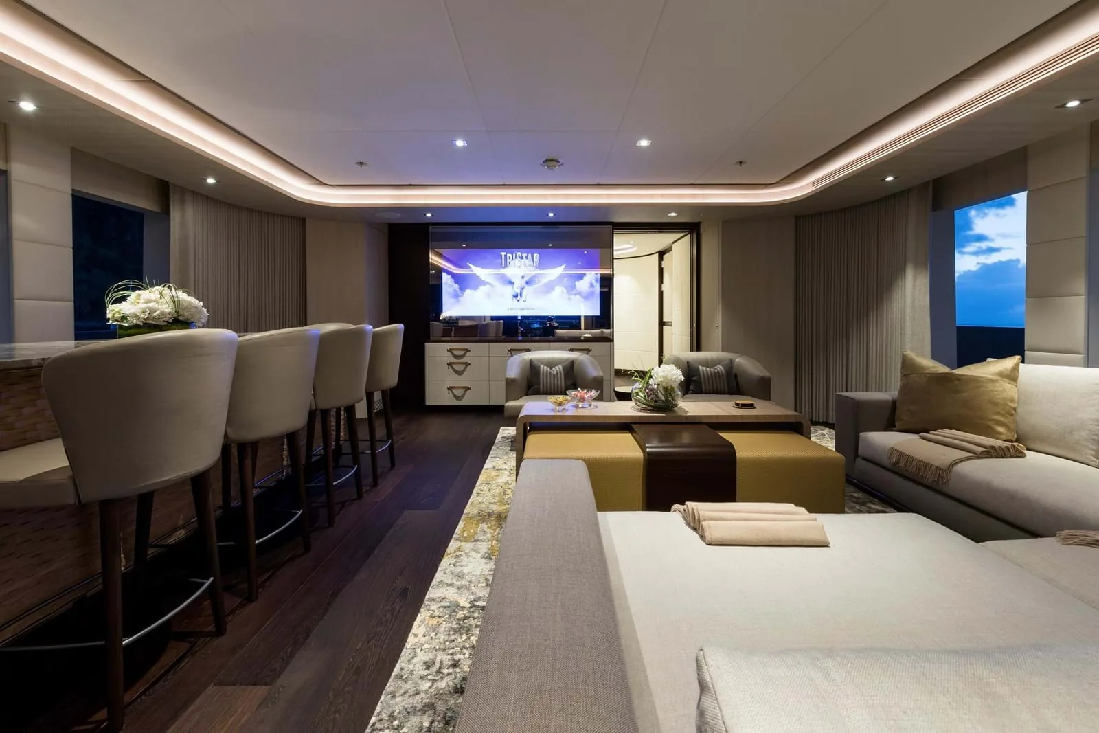 LAURENTIA - photo 24 yacht charter Monaco