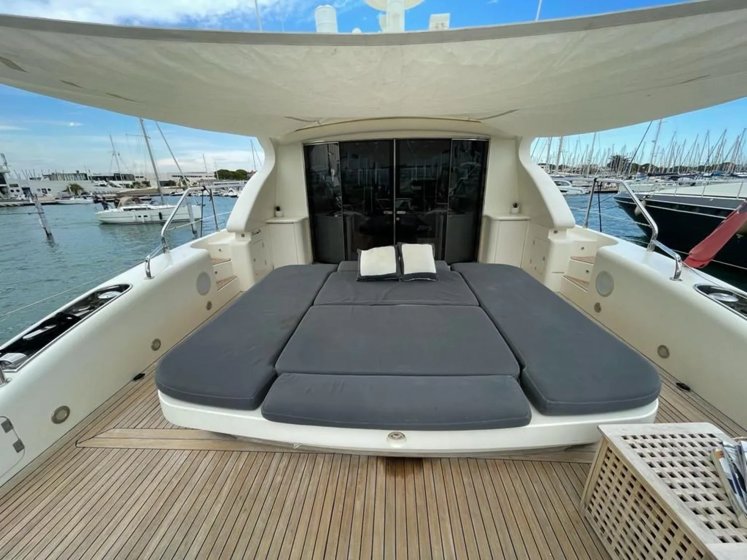 LEOPARD 24 - photo 10 yacht charter Monaco