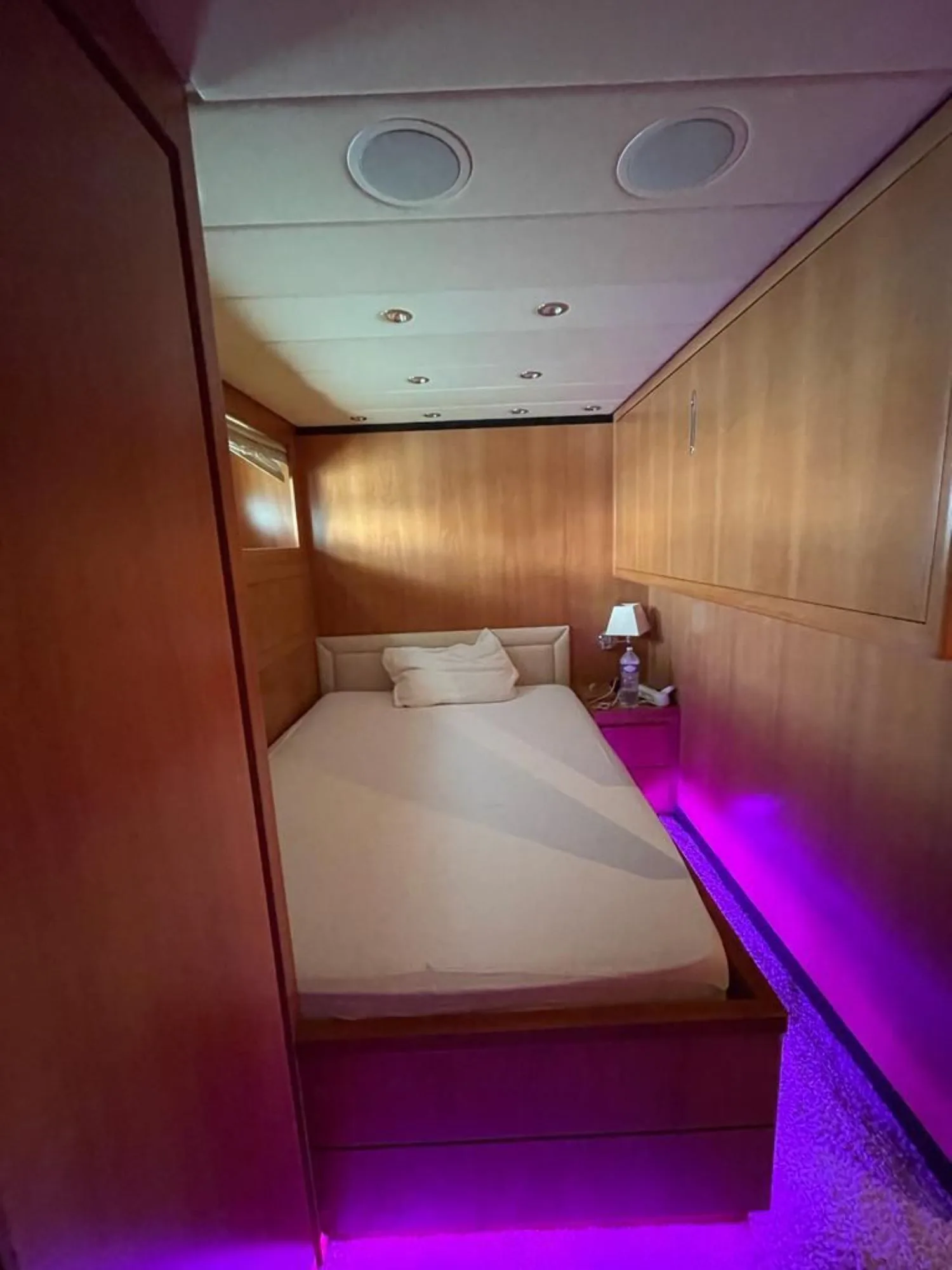LEOPARD 24 - photo 17 yacht charter Monaco