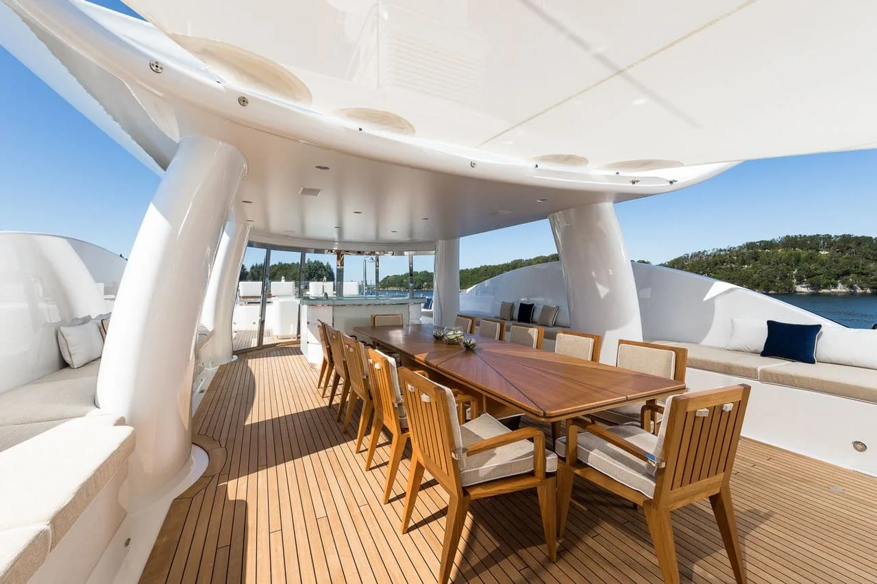 LILI - photo 8 yacht charter Monaco