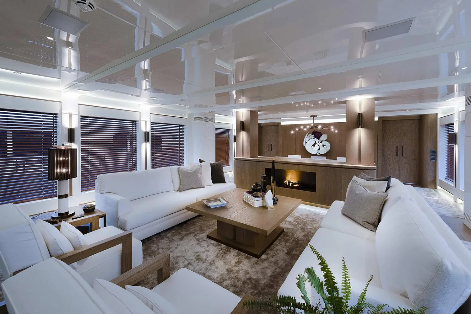LIQUID SKY - photo 15 yacht charter Monaco