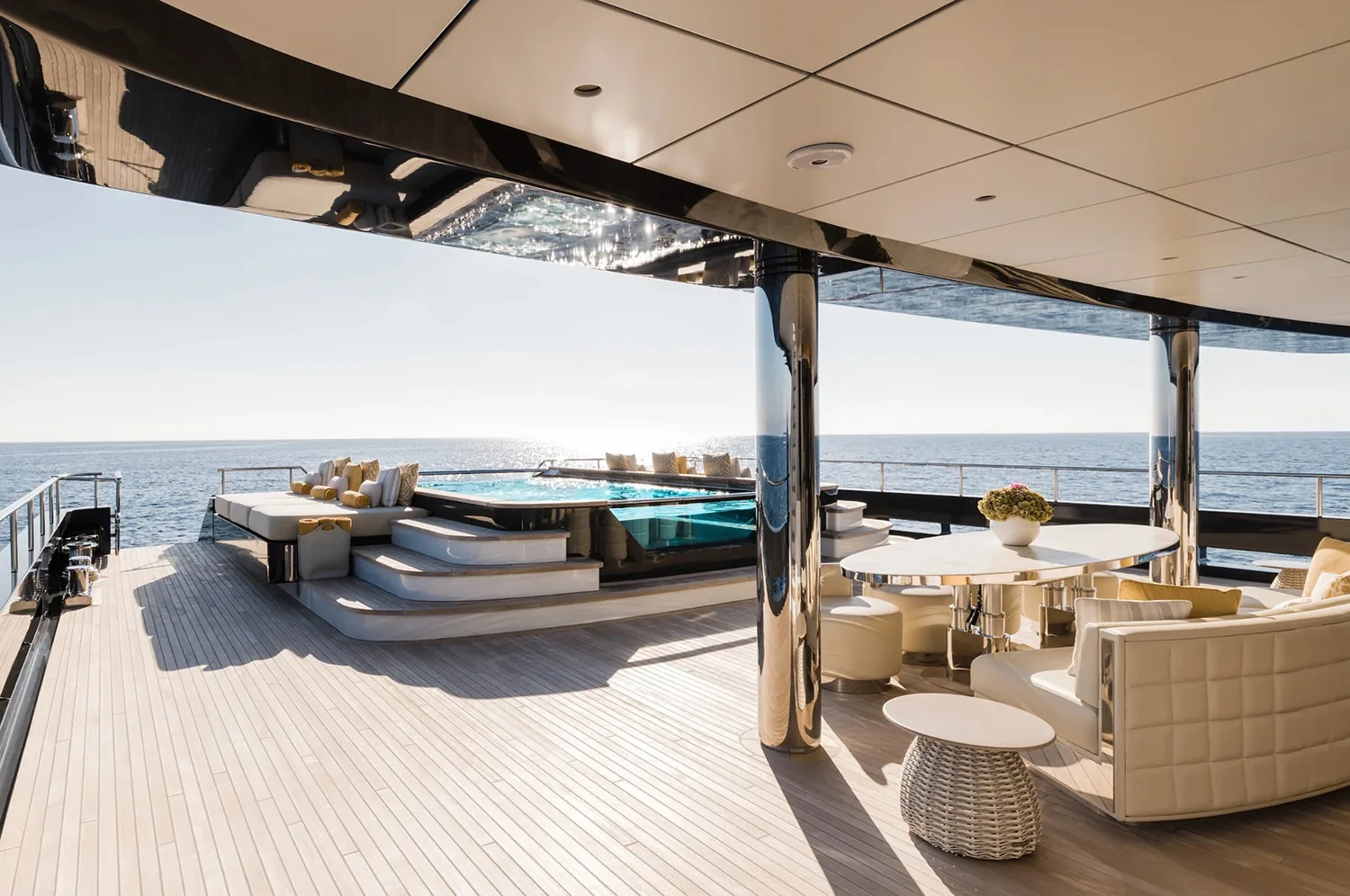 LOON - photo 21 yacht charter Monaco