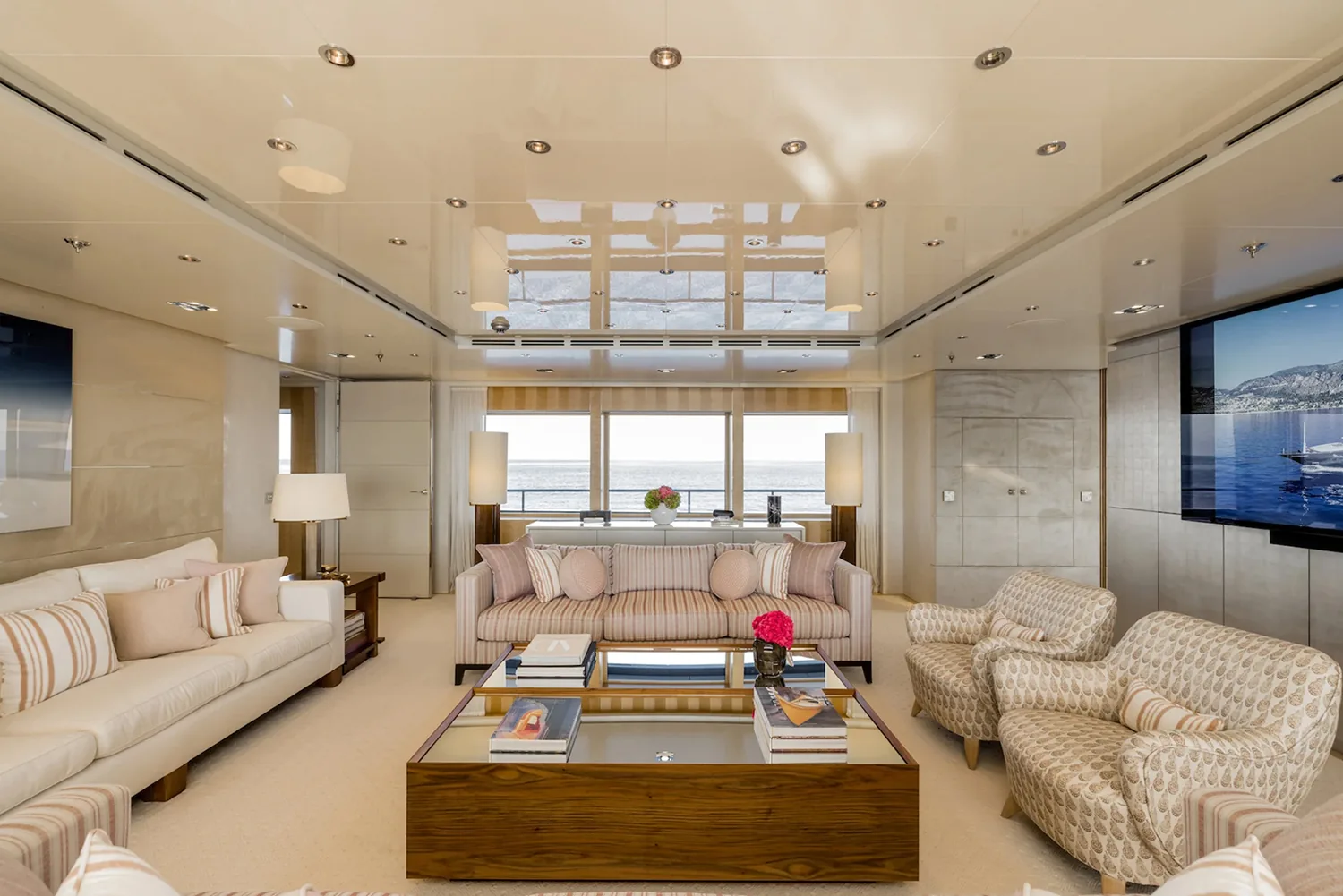 LOON - photo 29 yacht charter Monaco