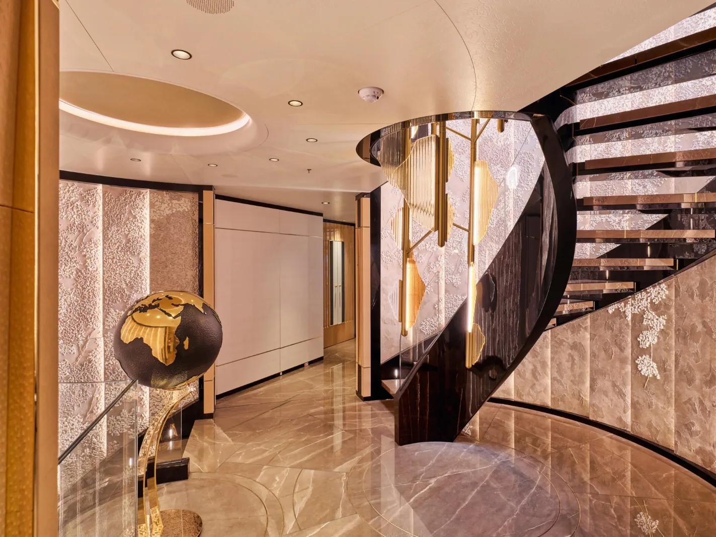 MALIA - photo 8 yacht charter Monaco