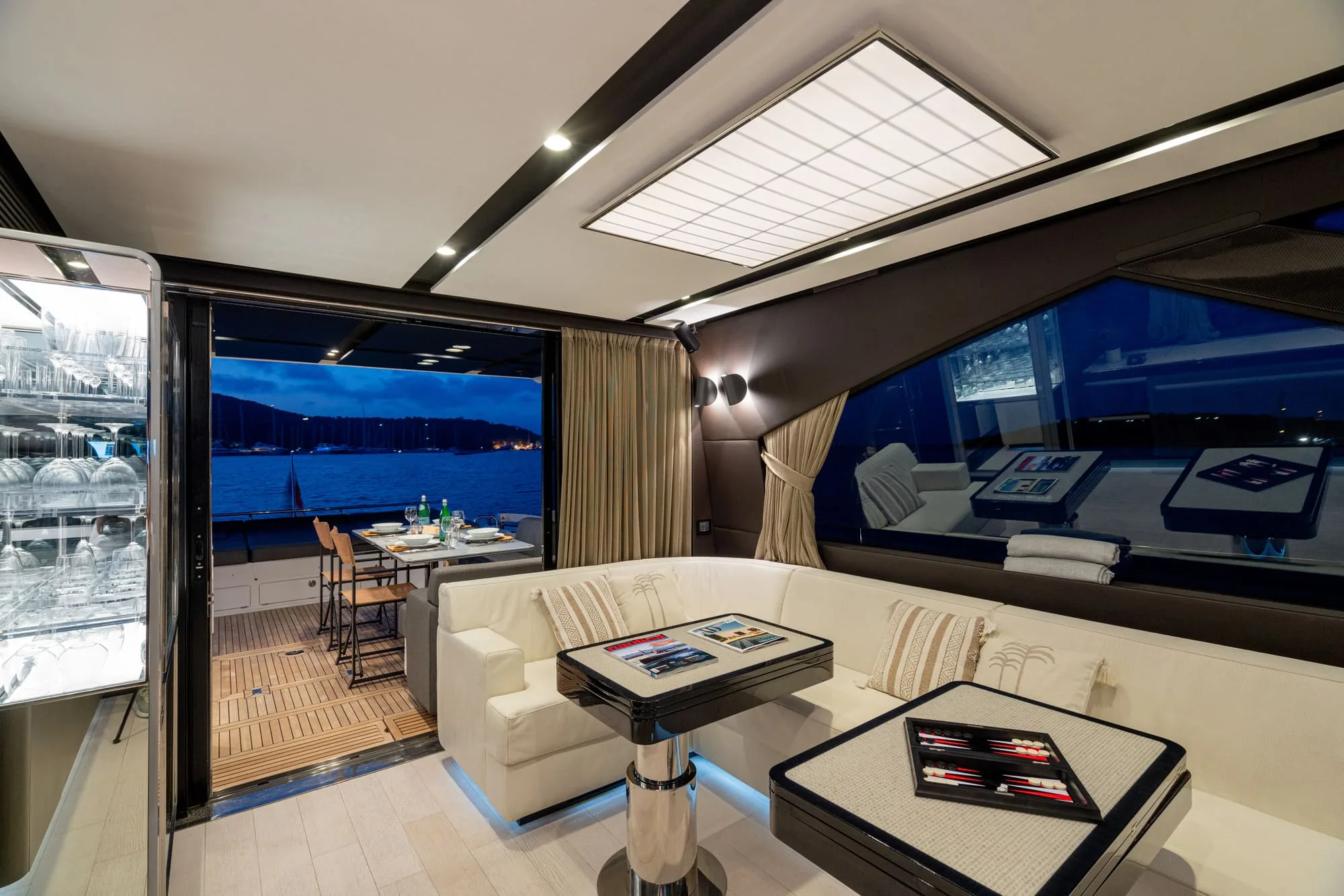 MANARA I - photo 13 yacht charter Monaco