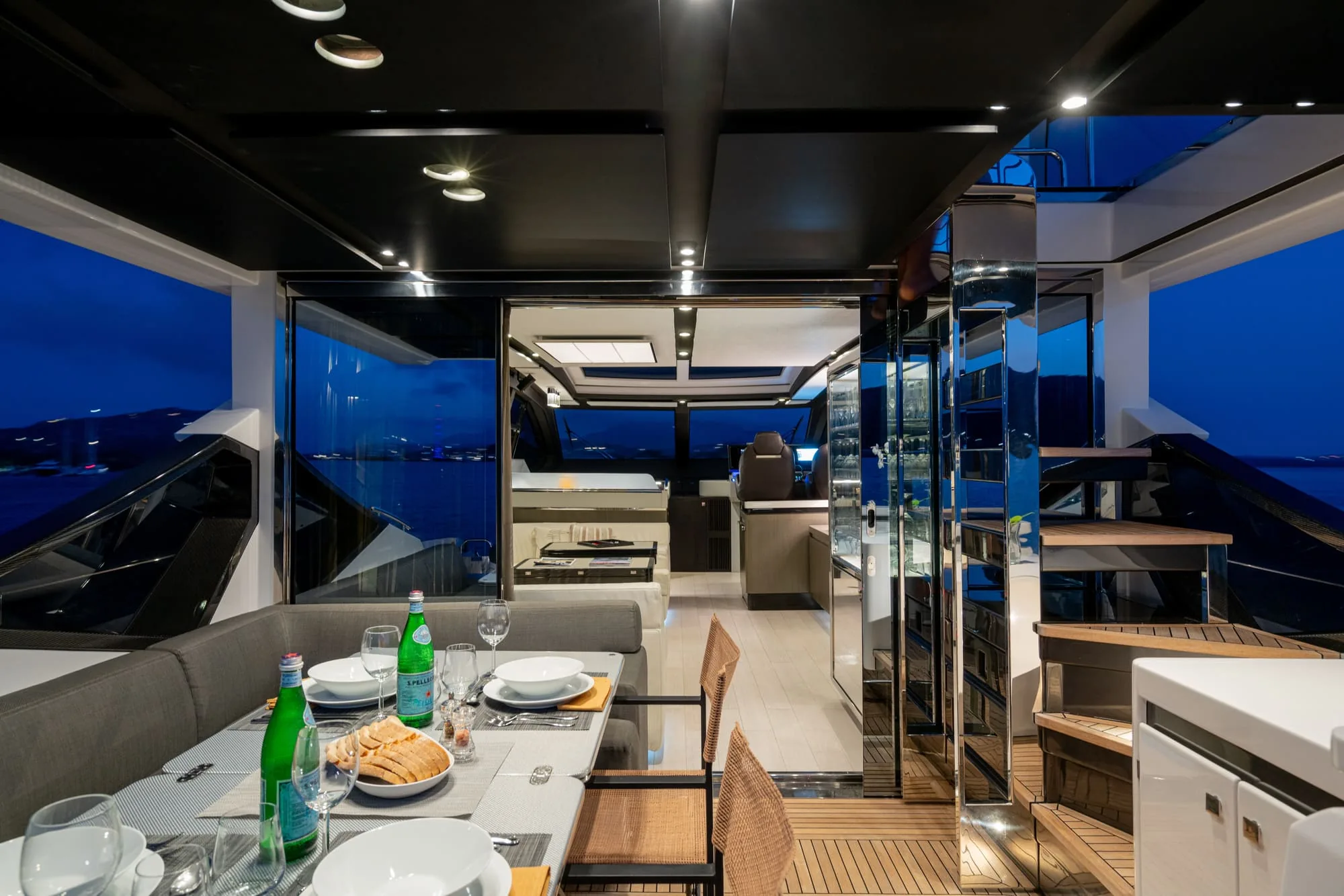 MANARA I - photo 14 yacht charter Monaco