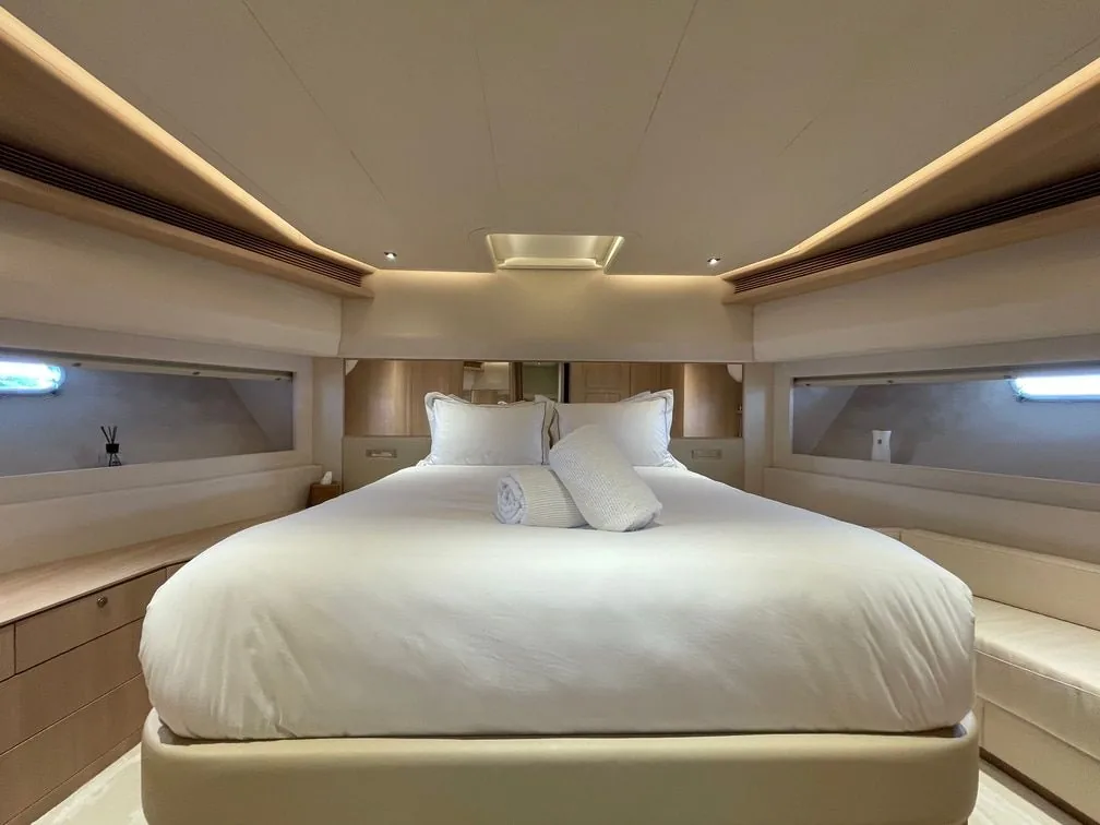 MAXI BEER - photo 9 yacht charter Monaco