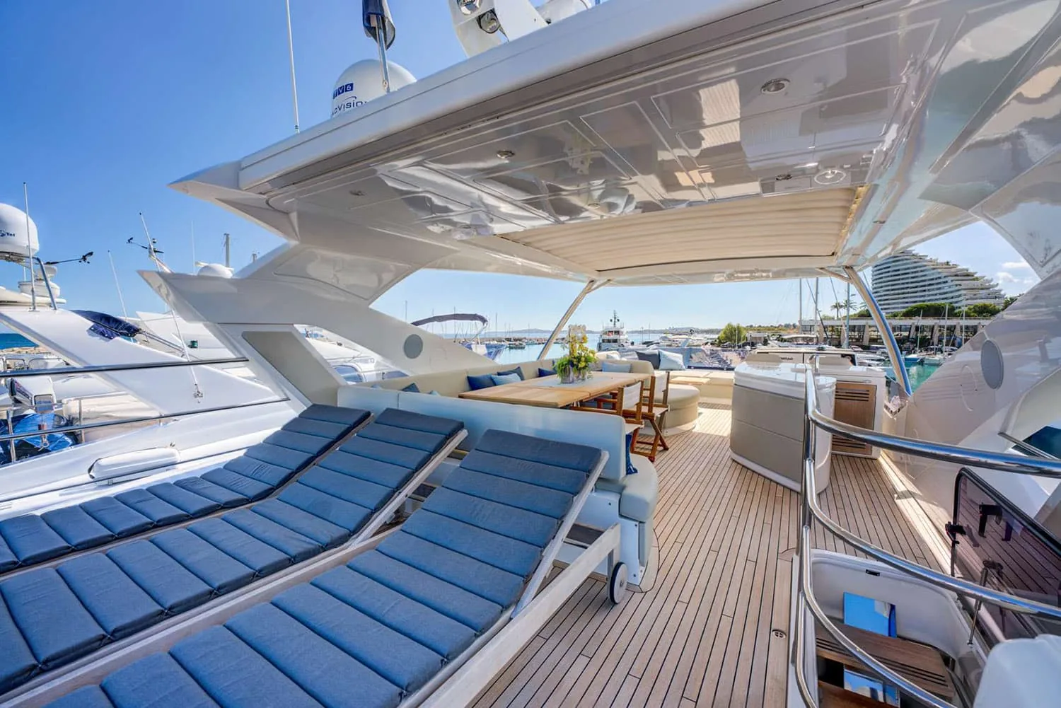 MIKEL ANGELO - photo 6 yacht charter Monaco