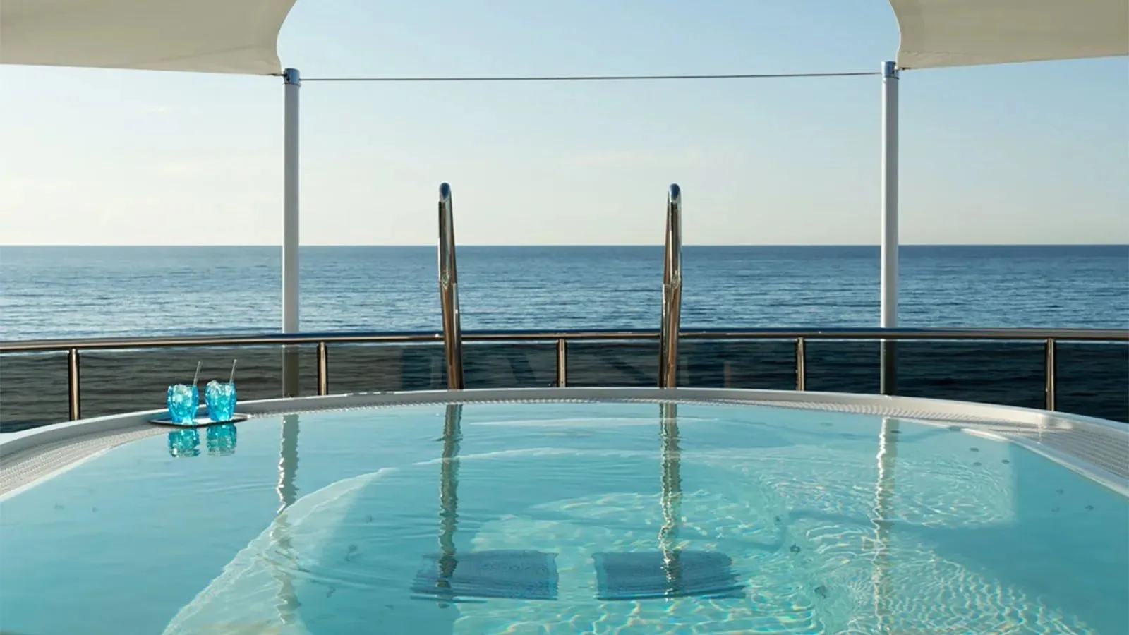 MOSKITO - photo 9 yacht charter Monaco