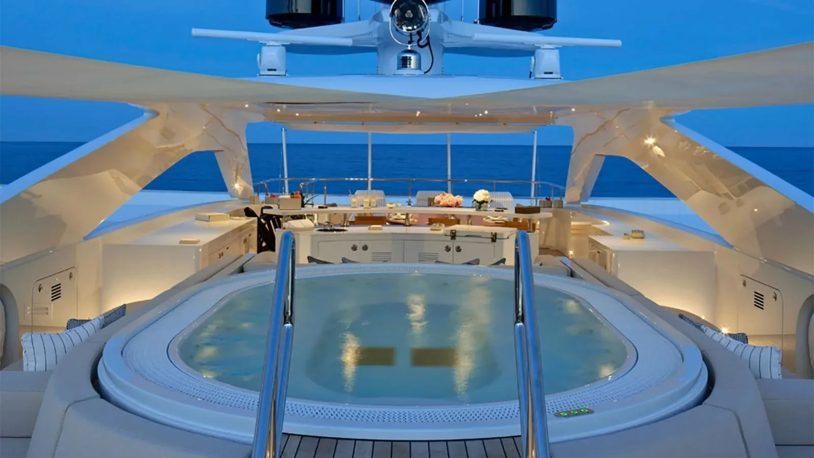 MOSKITO - photo 10 yacht charter Monaco
