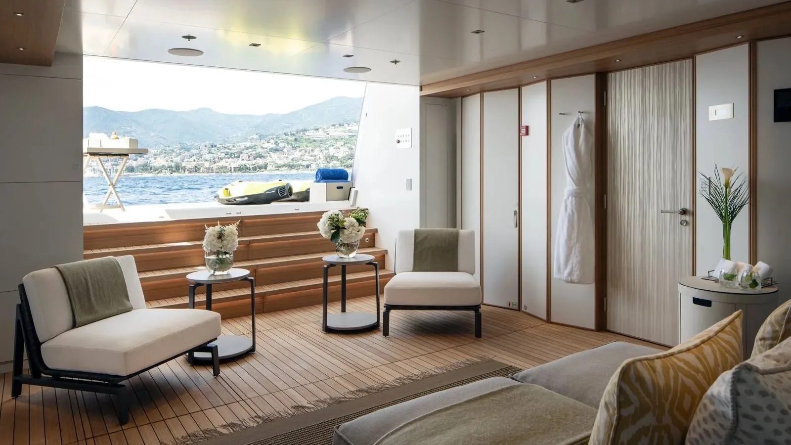 MOSKITO - photo 42 yacht charter Monaco
