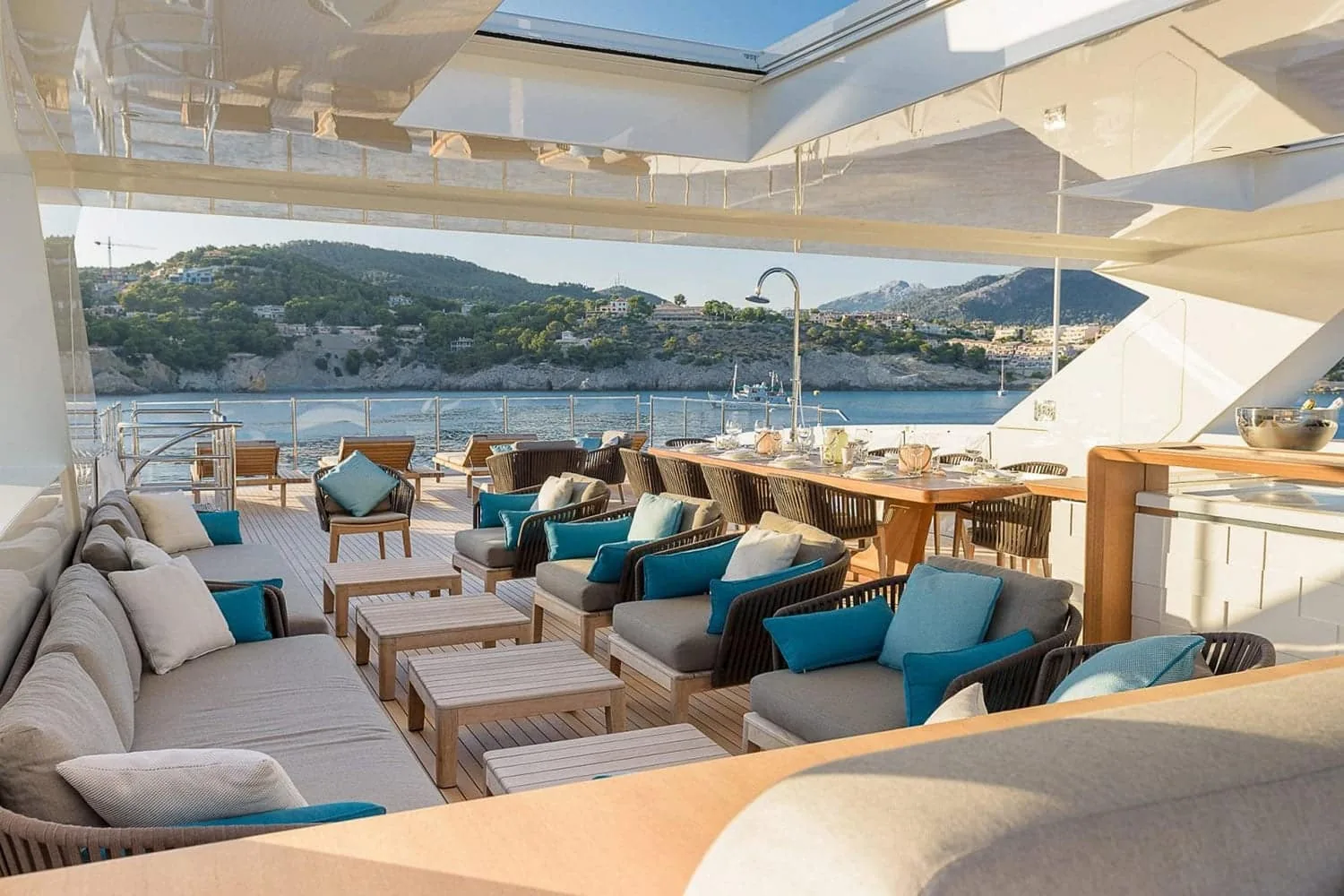 MR T - photo 7 yacht charter Monaco