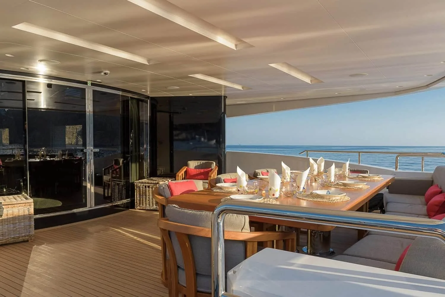 MR T - photo 16 yacht charter Monaco
