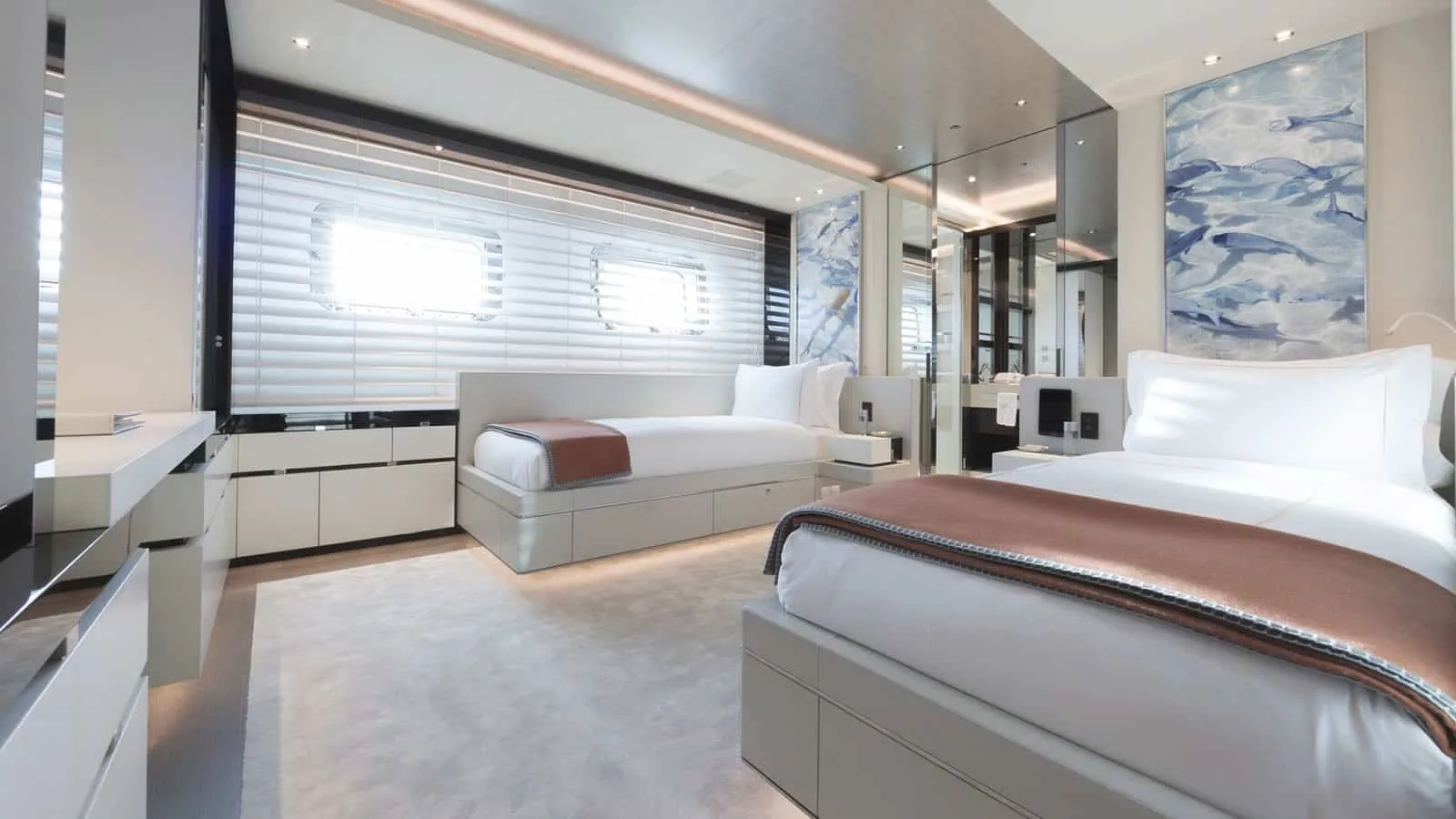 NAUTILUS - photo 37 yacht charter Monaco