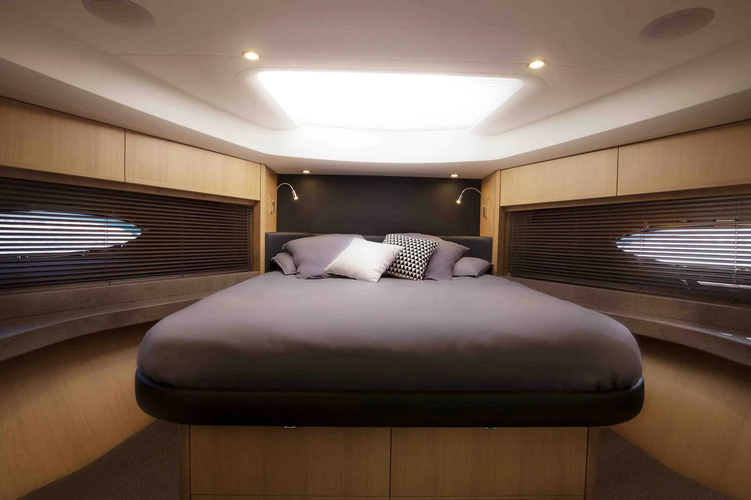 OBSESSIO - photo 11 yacht charter Monaco