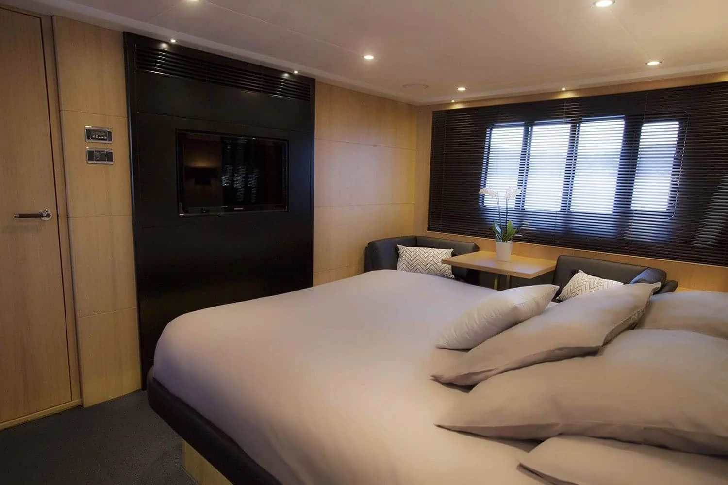 OBSESSIO - photo 14 yacht charter Monaco