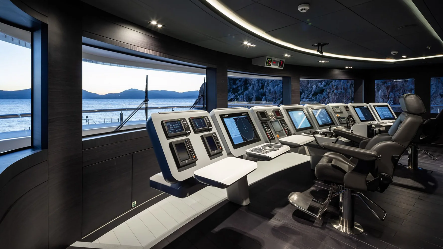 OPTASIA - photo 21 yacht charter Monaco