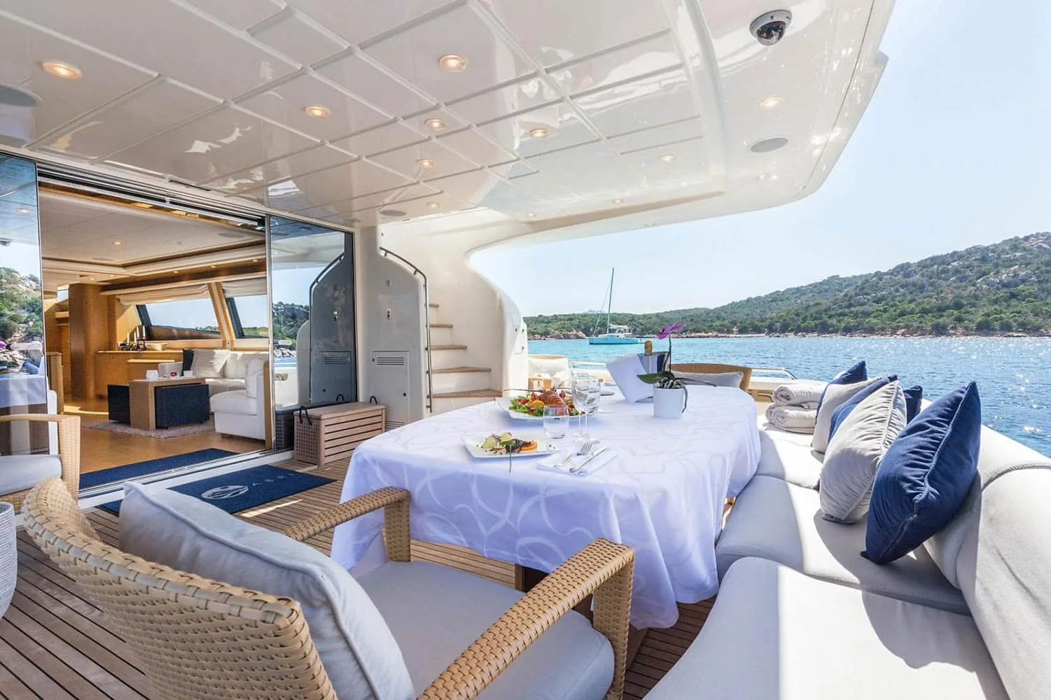 PORTHOS - photo 18 yacht charter Monaco