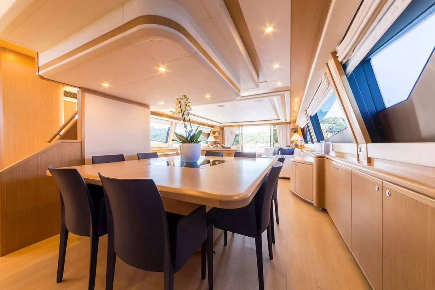 PORTHOS - photo 24 yacht charter Monaco
