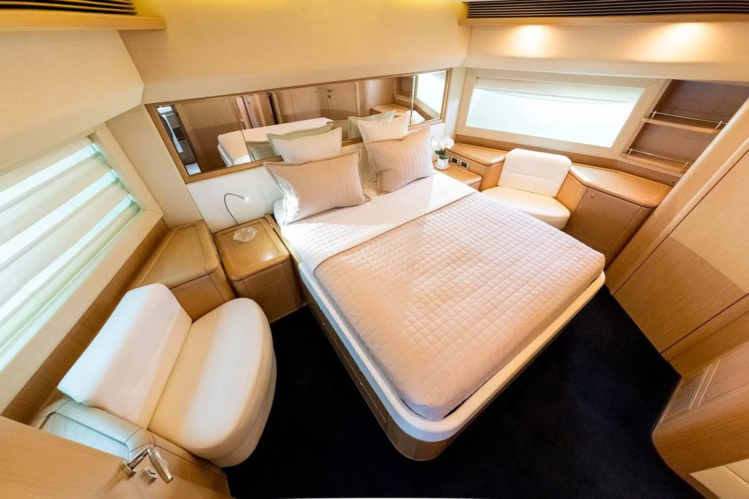 PORTHOS - photo 32 yacht charter Monaco