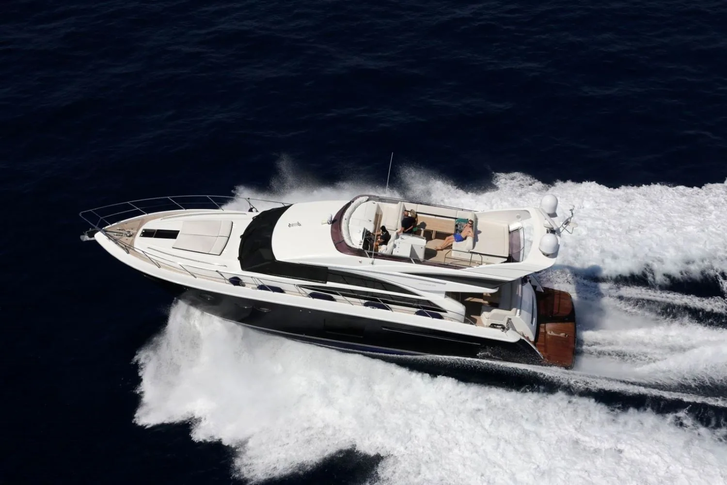 PRINCESS V64 - photo 4 yacht charter Monaco