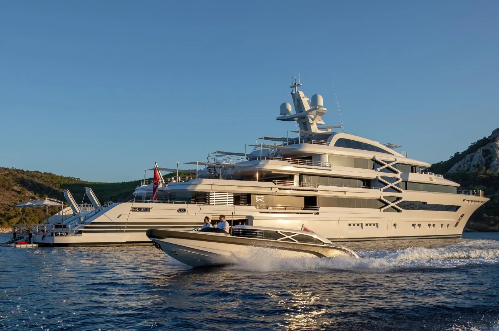 PROJECT X - photo 2 yacht charter Monaco