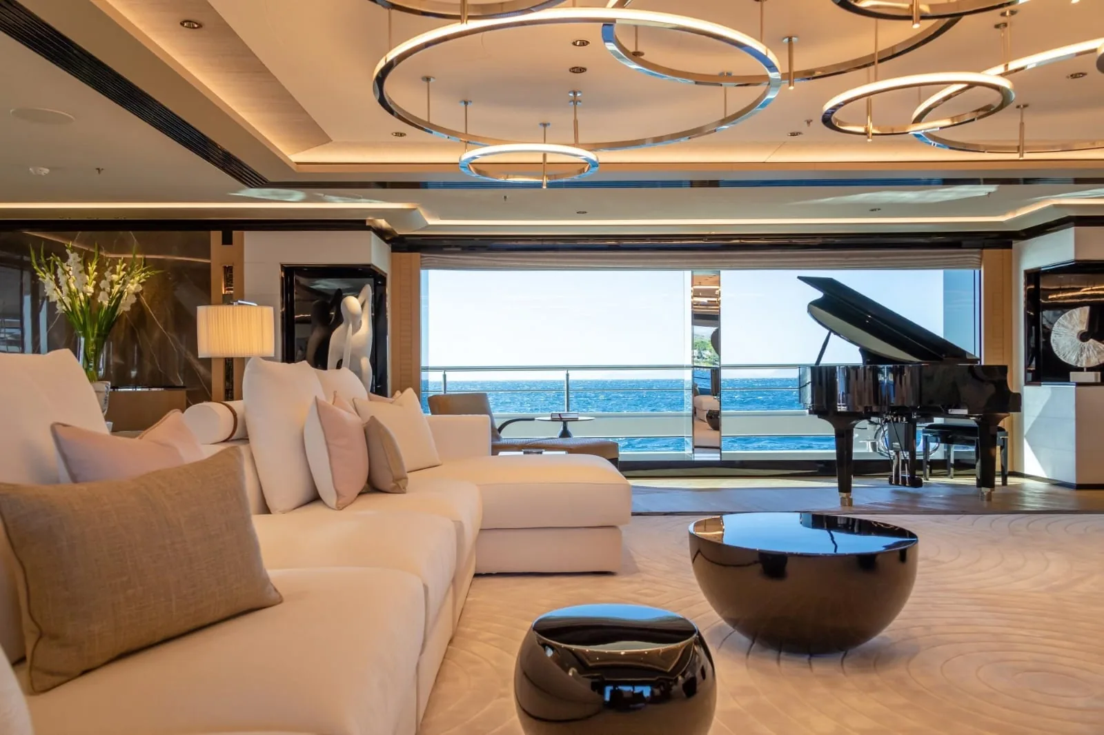 PROJECT X - photo 31 yacht charter Monaco