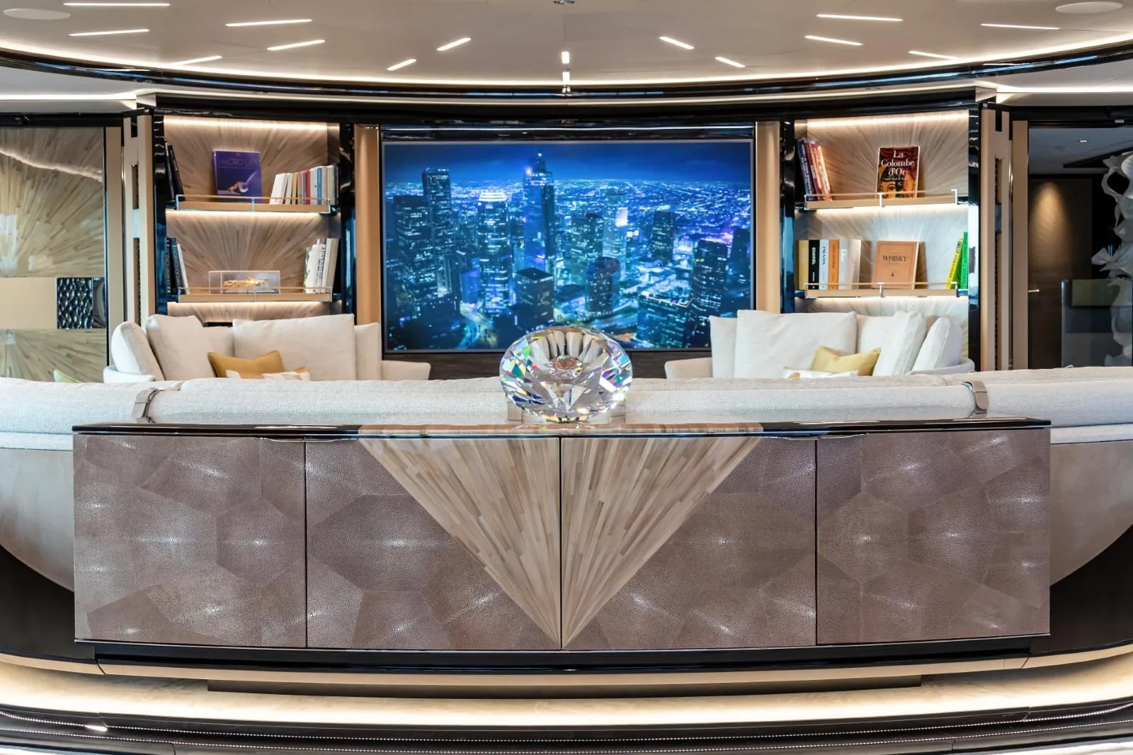 PROJECT X - photo 32 yacht charter Monaco