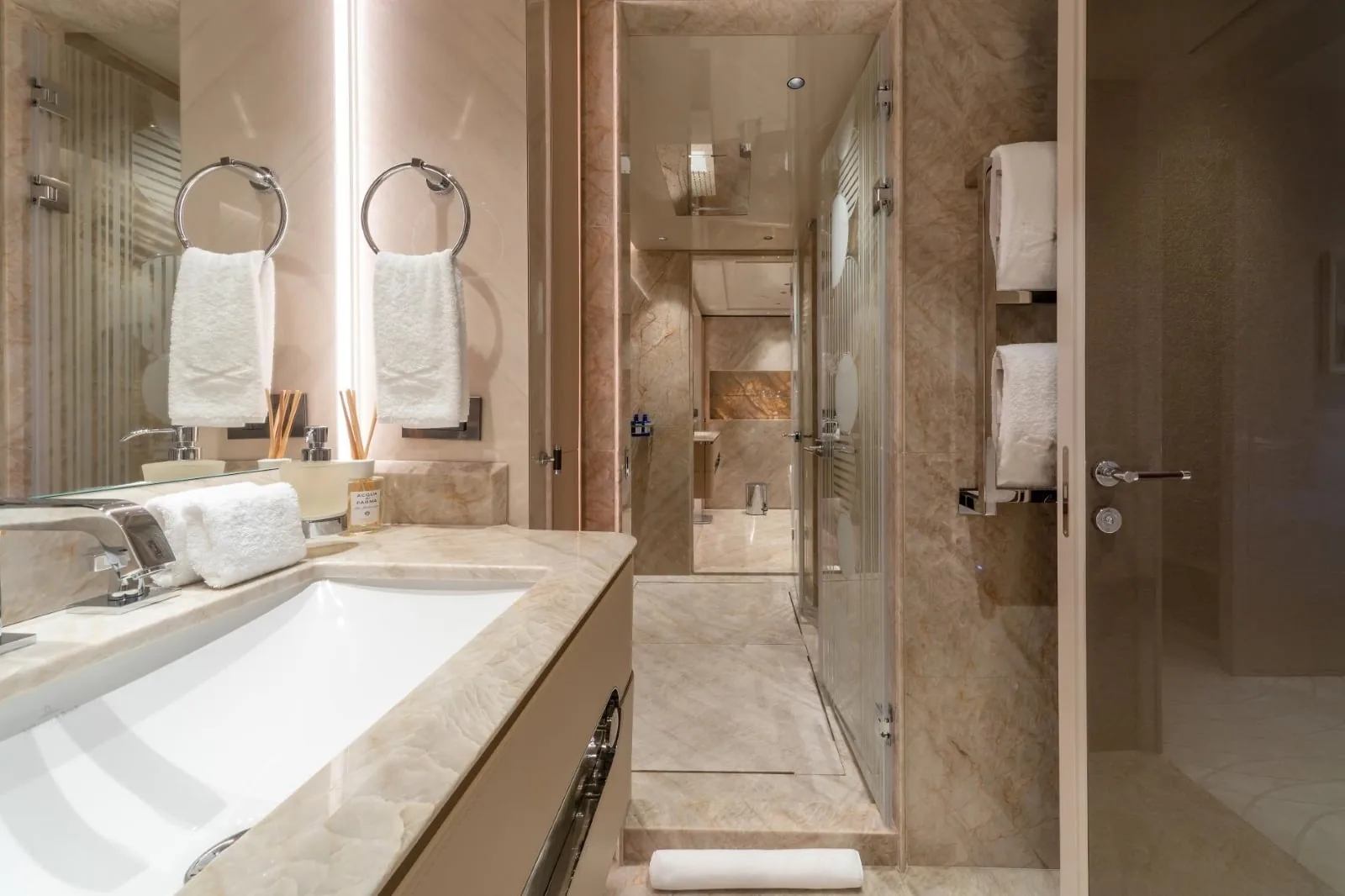 PROJECT X - photo 45 yacht charter Monaco