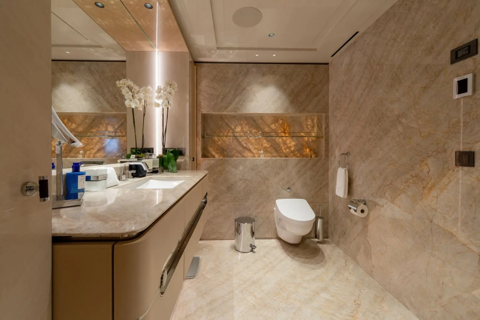 PROJECT X - photo 46 yacht charter Monaco