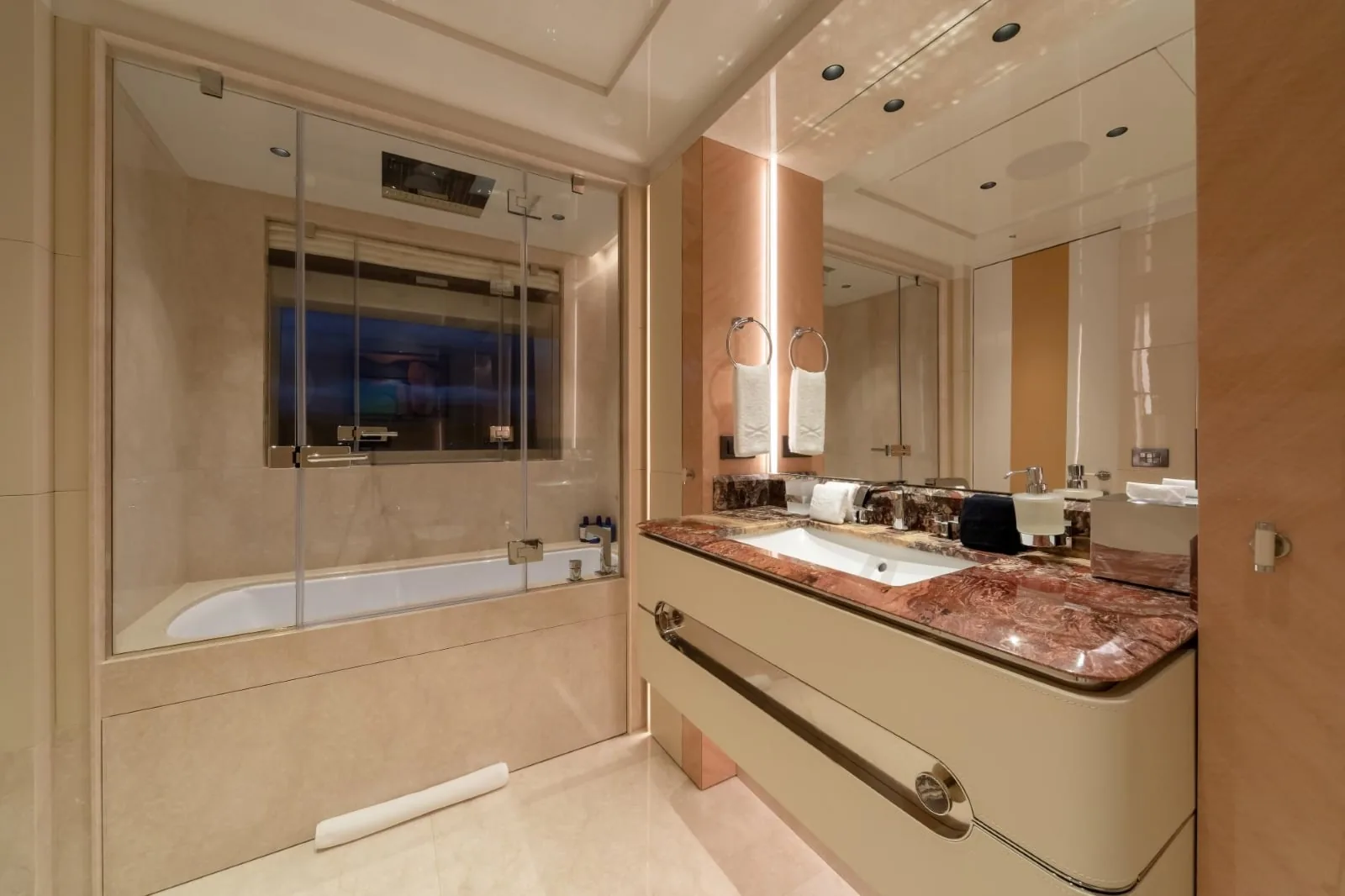 PROJECT X - photo 48 yacht charter Monaco