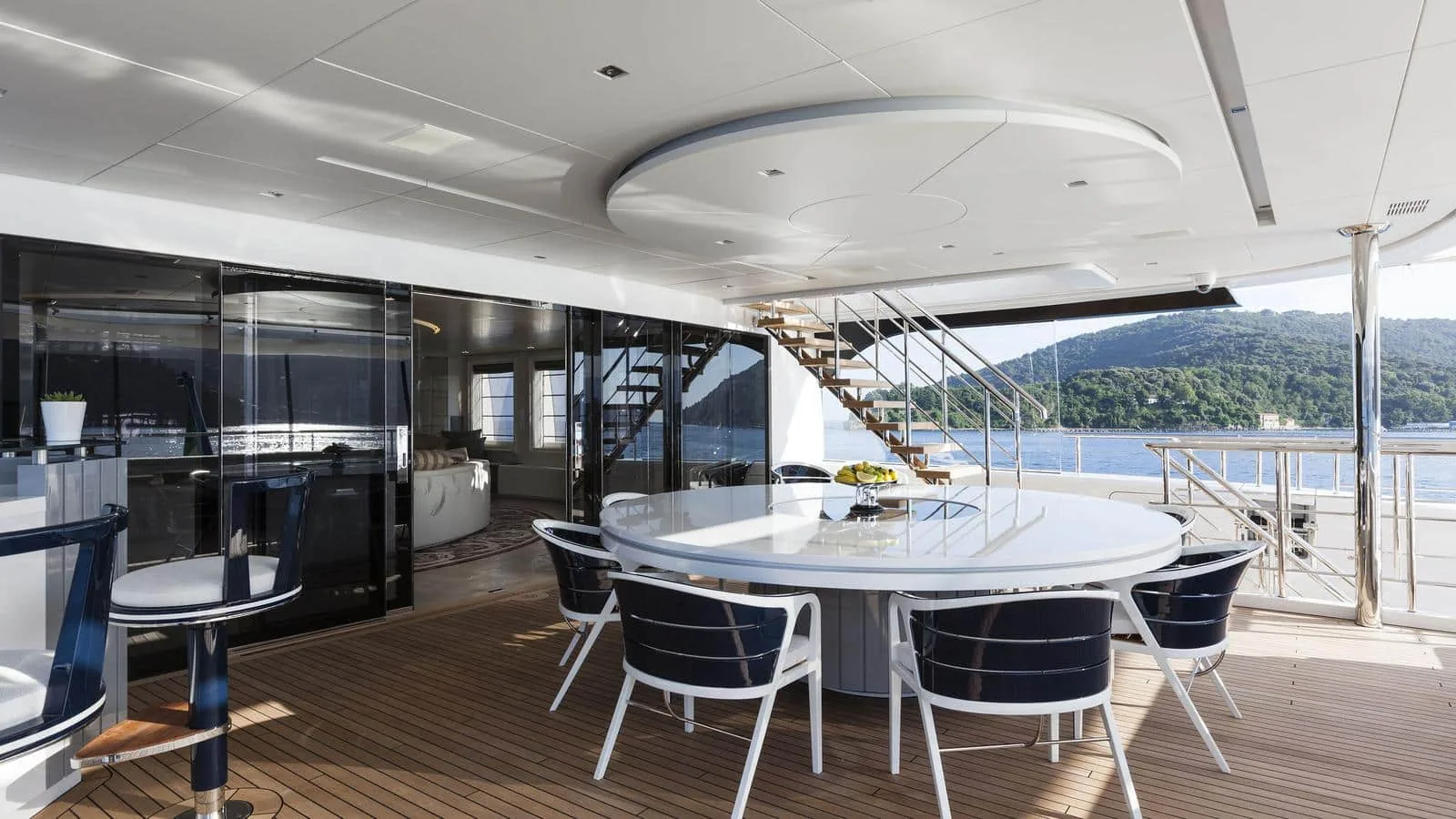 QUINTA ESSENTIA - photo 11 yacht charter Monaco