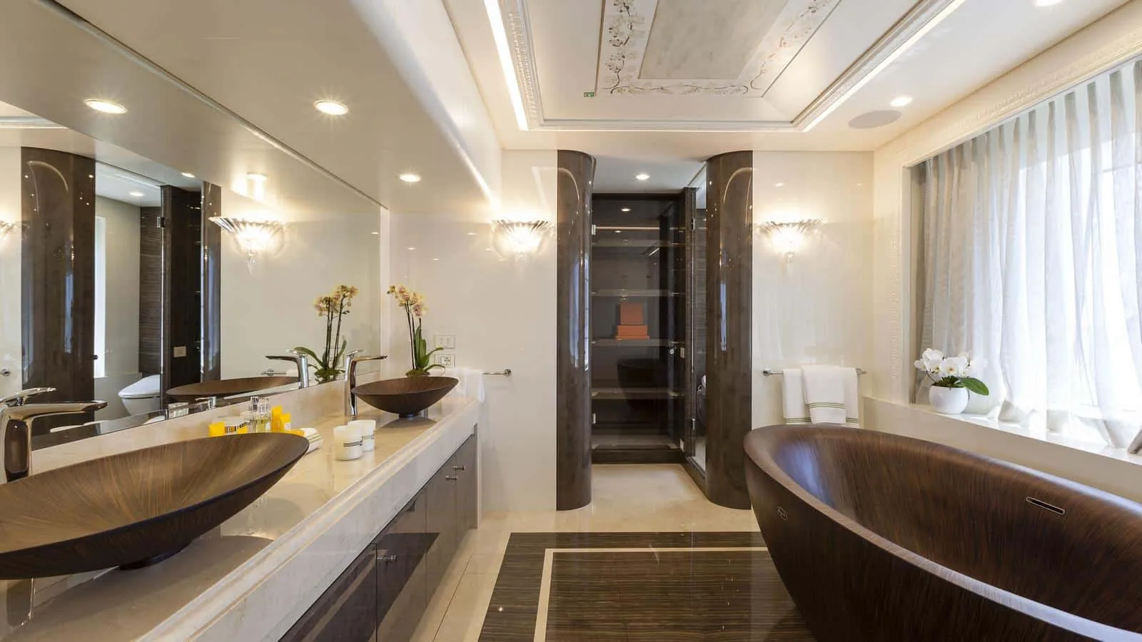 QUINTA ESSENTIA - photo 20 yacht charter Monaco