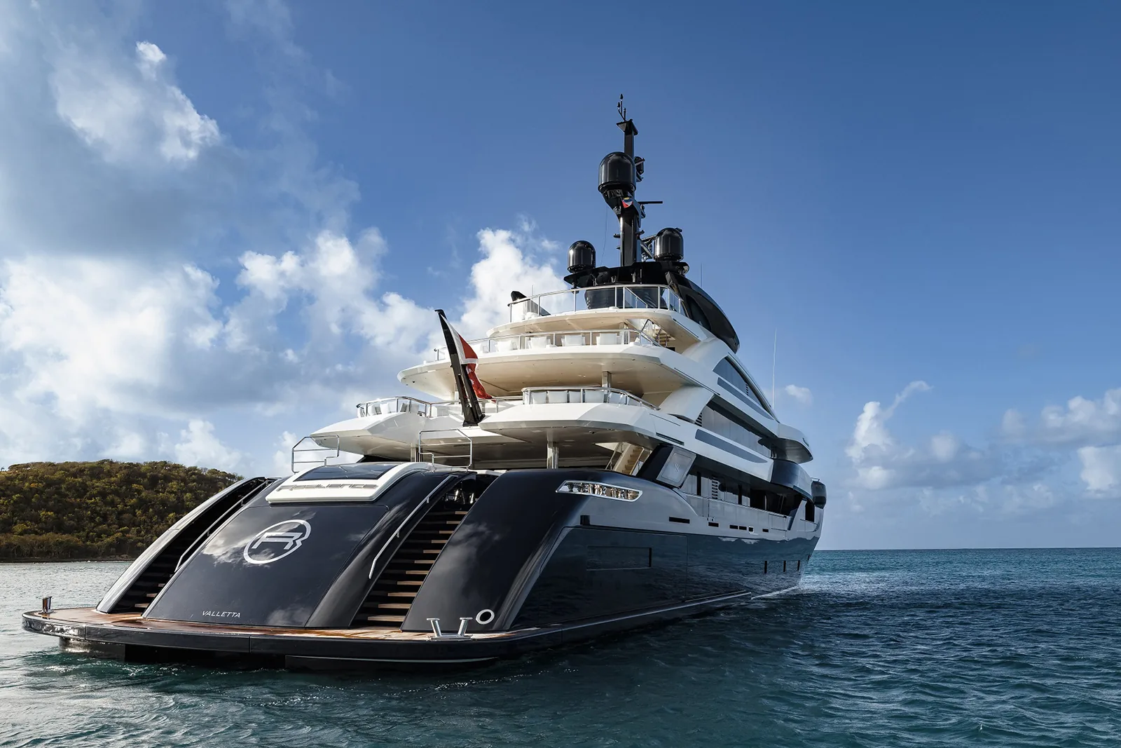 RESILIENCE - photo 3 yacht charter Monaco