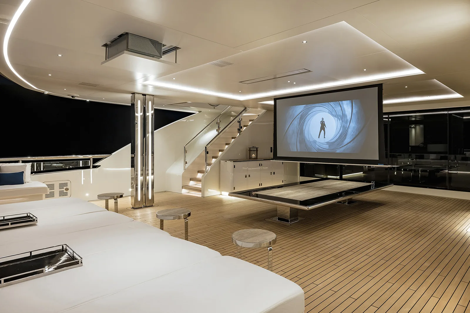 RESILIENCE - photo 9 yacht charter Monaco