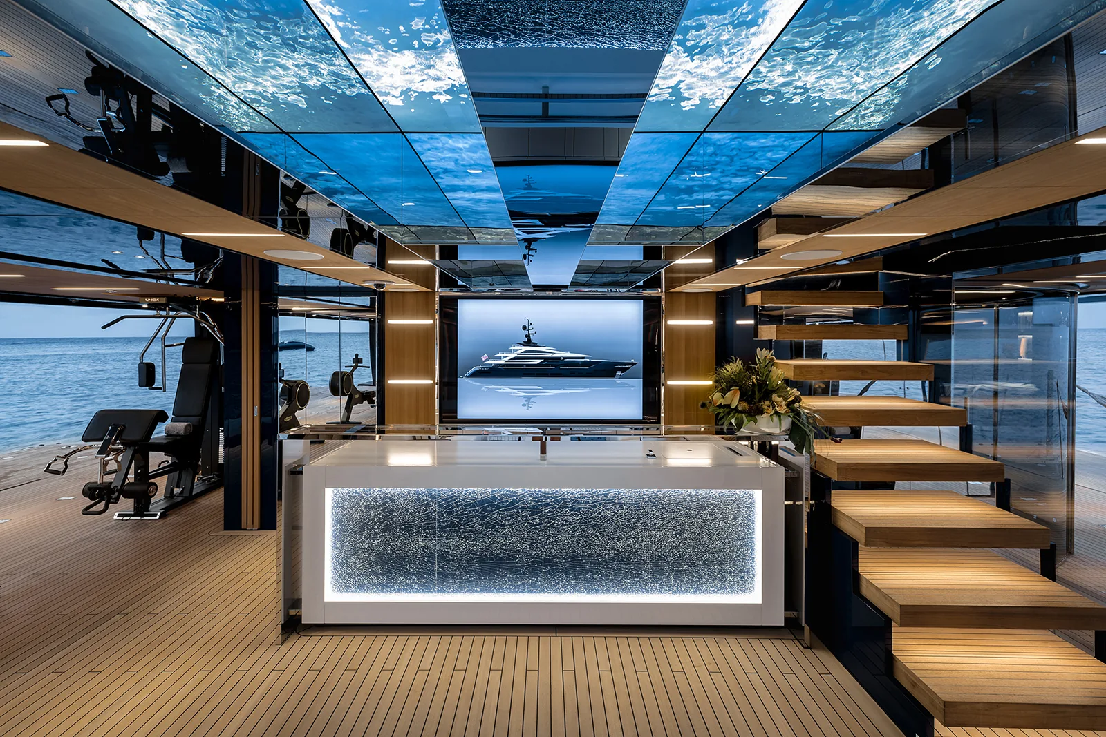 RESILIENCE - photo 15 yacht charter Monaco