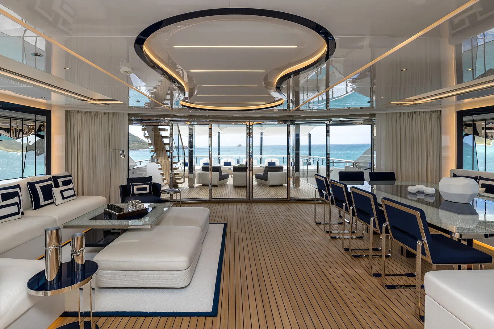 RESILIENCE - photo 18 yacht charter Monaco