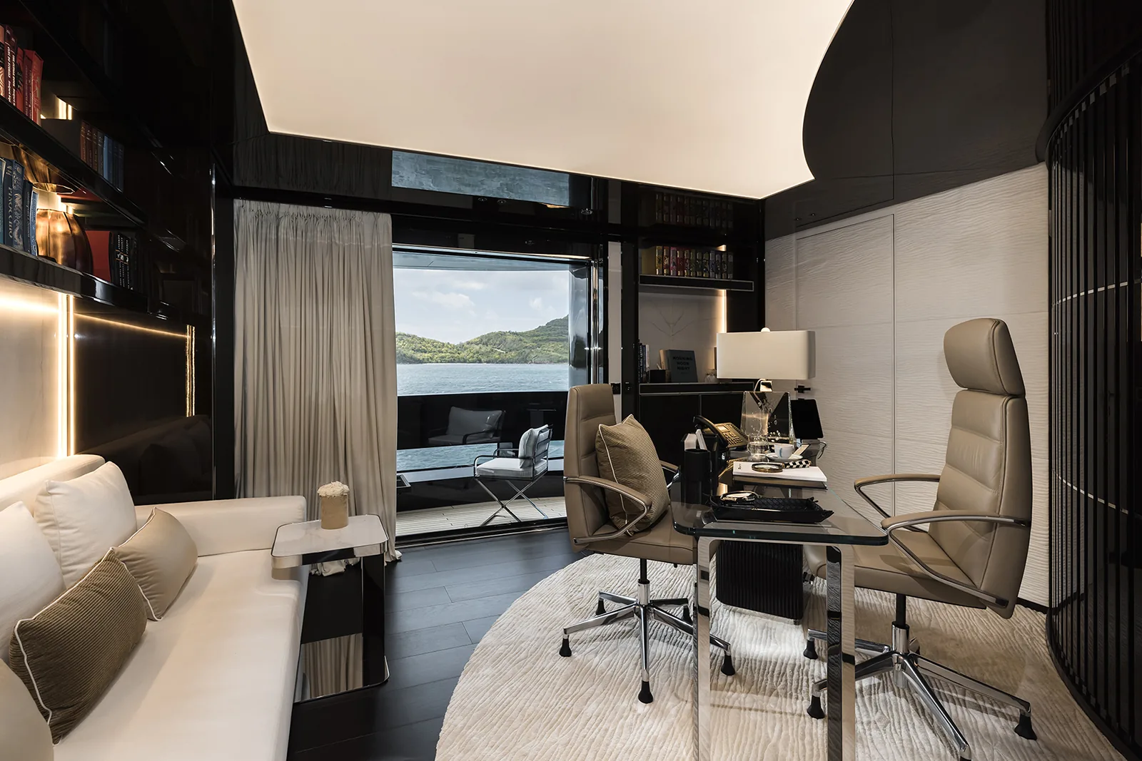 RESILIENCE - photo 25 yacht charter Monaco
