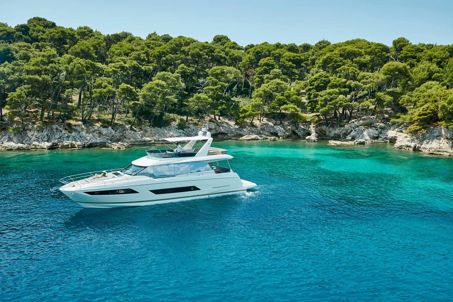 ROMY ONE - photo 3 yacht charter Monaco