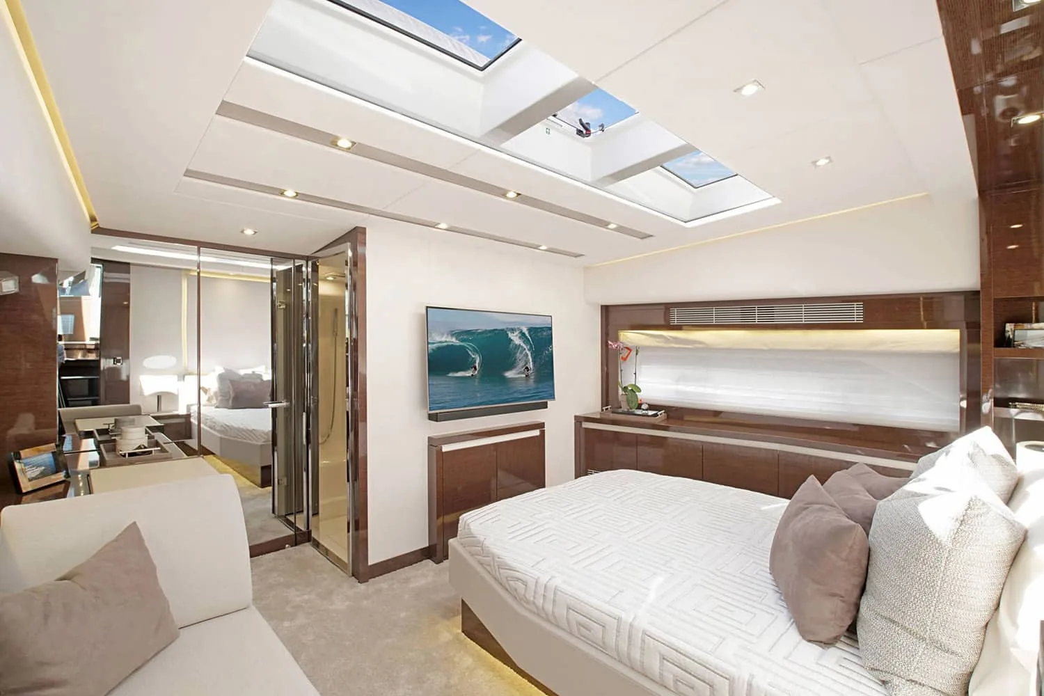 ROMY ONE - photo 20 yacht charter Monaco