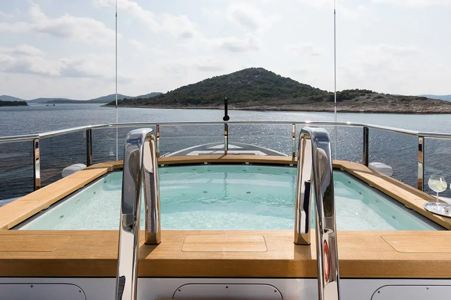SAMURAI - photo 12 yacht charter Monaco