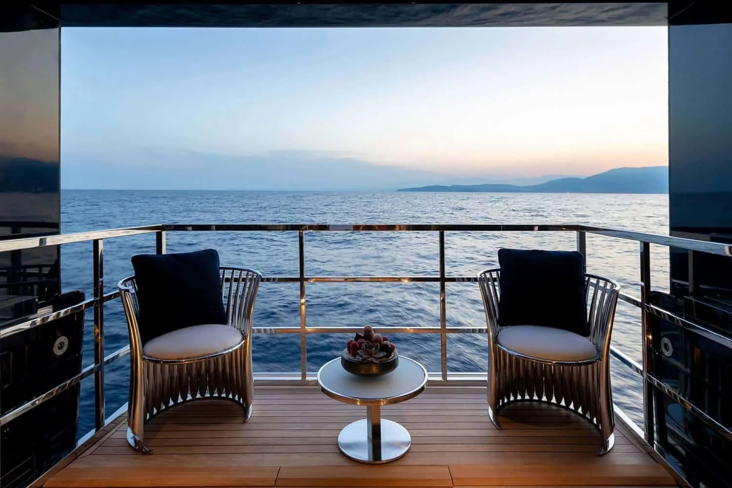 SARASTAR - photo 12 yacht charter Monaco