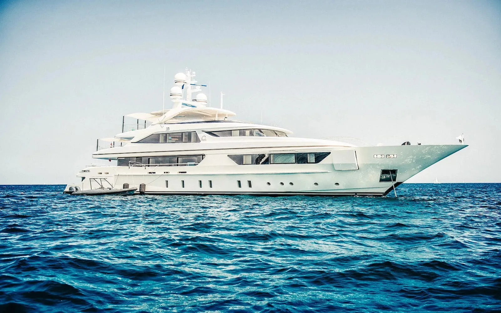 SCORPION - photo 4 yacht charter Monaco