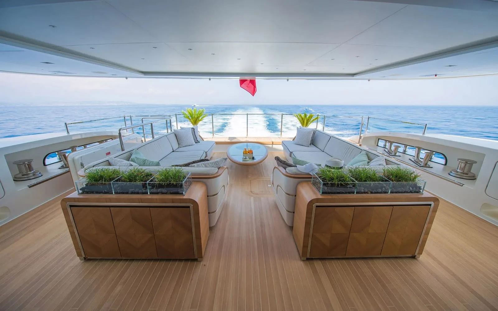 SCORPION - photo 9 yacht charter Monaco