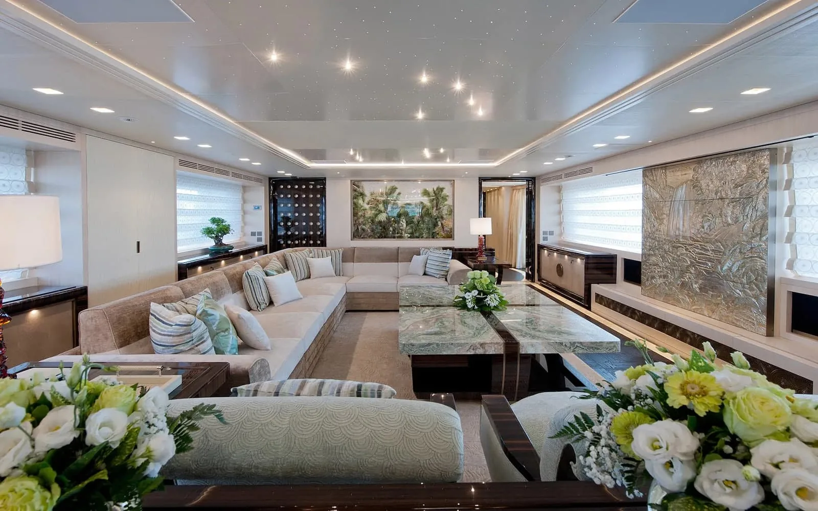 SCORPION - photo 11 yacht charter Monaco