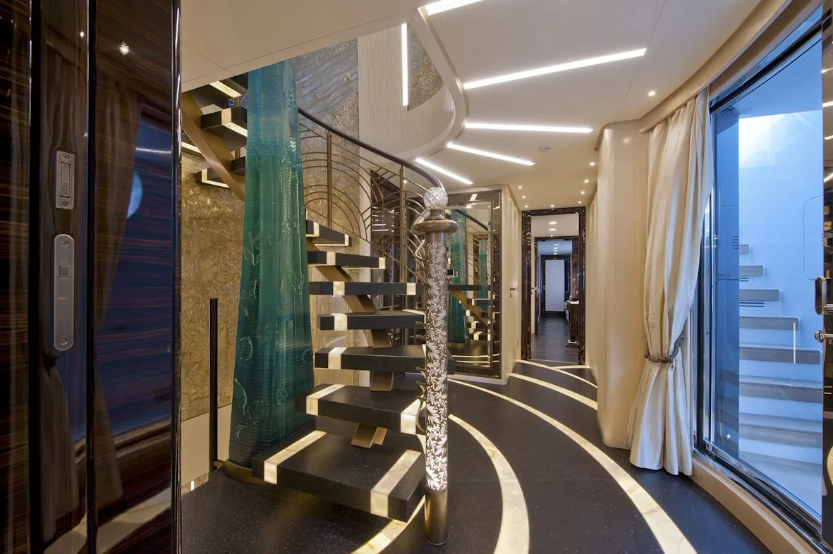 SCORPION - photo 15 yacht charter Monaco