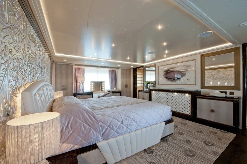 SCORPION - photo 17 yacht charter Monaco